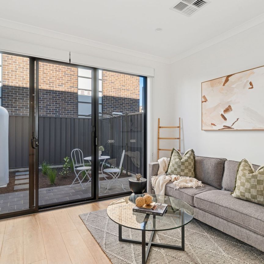 16A Bridgman Road, Findon - Photo 1