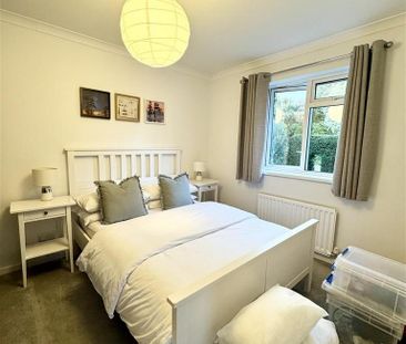 3 bedroom semi-detached house to rent - Photo 3