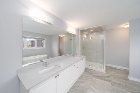 For Lease - 1396 Lawson Street, Innisfil, Ontario - Photo 5