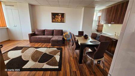 Apartament trei camere zona centrala Sf. Vineri, de lux - Photo 4