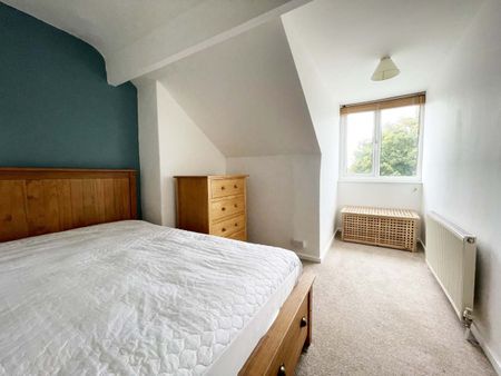 2 bedroom terraced house to rent - Photo 3