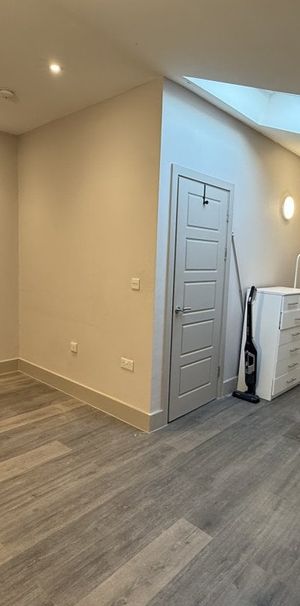 Quilters Way, Stoke Mandeville, AYLESBURY - Photo 1