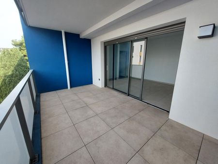 location Appartement T2 DE 48.6m² À MONTPELLIER - Photo 2