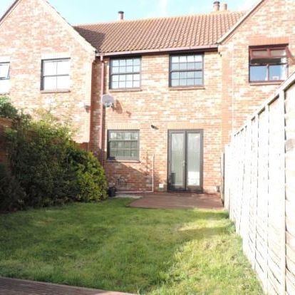 2 bedroom terraced house to rent - Photo 1