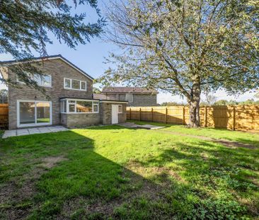 4 bedroom detached house to rent - Photo 1