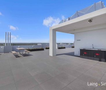 Modern 2-Bedroom Apartment Steps from Station & Park - Photo 6