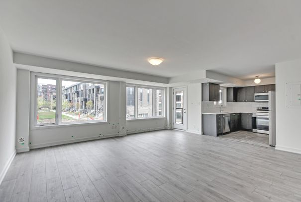 For Lease - 31 Appletree Lane, Barrie, Ontario - Photo 1