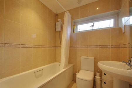 2 bedroom bungalow to rent - Photo 4