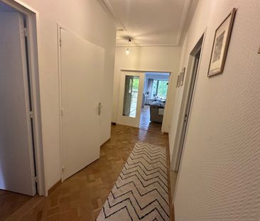 Prachtig 2 slaapkamer appartement met autostaanplaats - Photo 2