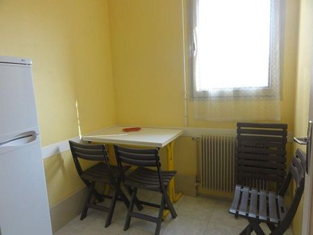 Location Appartement 2 pièces Meublé 37m² LE CREUSOT 71200 - Photo 5