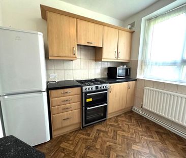 3 bedroom apartment to rent - Photo 3