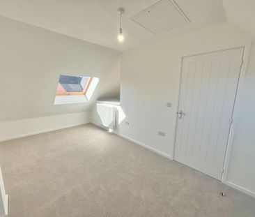 Cwrt Y Brenin, Swansea Road, Swansea - Photo 3