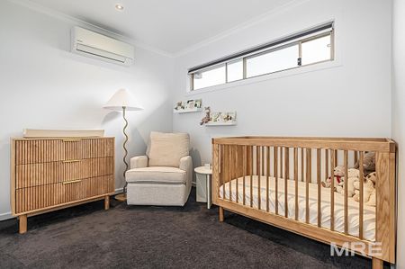 Neat as a button with North facing kitchen and courtyard - Photo 2