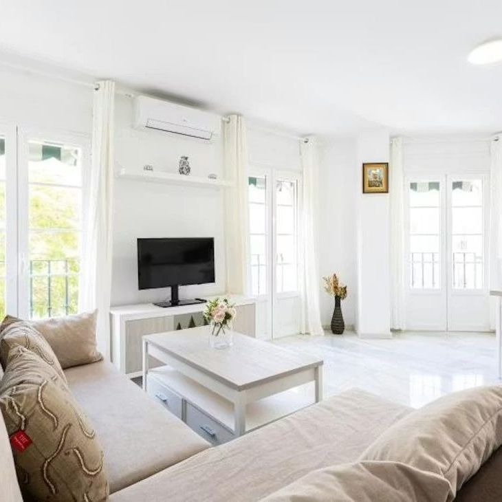 Calle Montesa, Málaga, Andalusia 29002 - Photo 1