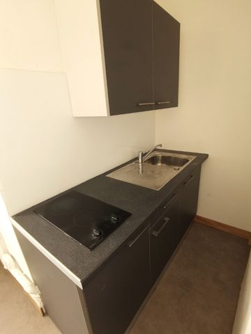 Location Appartement 1 pièce 38m² RENNES 35000 - Photo 4