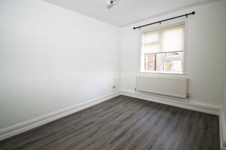 2 bedroom maisonette to rent - Photo 2