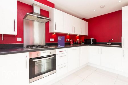 3 bedroom townhouse to rent - Photo 5