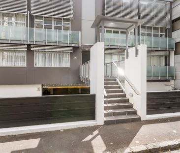 Superb Apartment with Carpark - Photo 6