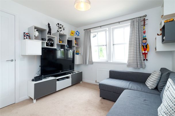 10 Rowallan Wynd - Photo 1