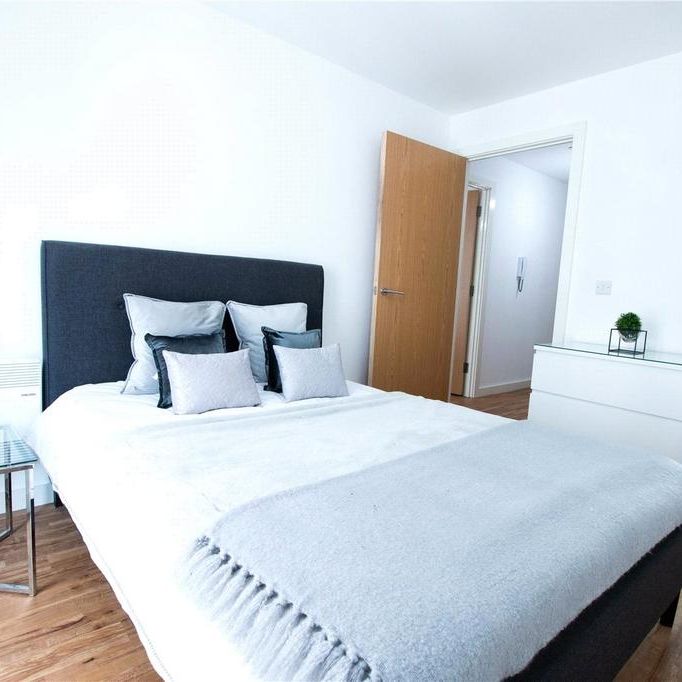 3 bedroom flat to rent - Photo 1