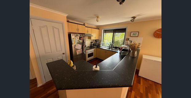 Well maintained family home - Photo 1