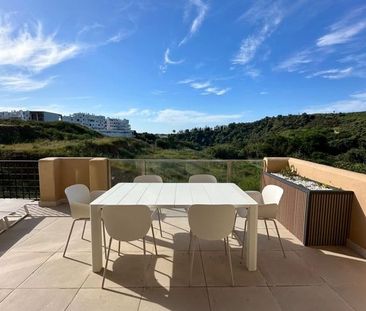 Luxury Apartment for rent in Estepona, Spain - Photo 3