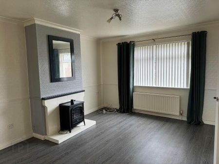 67 Garron Crescent, Larne, BT40 2AT - Photo 4