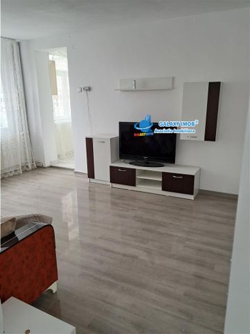 de inchiriat aprtament cu 3 camere cf 1 TRIVALE prima inchiriere - Fotografie 2