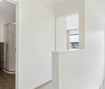 Move Quick: Modern, Low Maintenance Home in Pr... - Photo 5