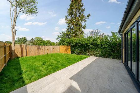 1 bedroom detached house to rent - Photo 3