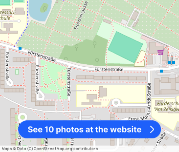 Frisch saniert / Balkon / Aufzug - Photo 1