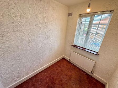 3 bedroom end of terrace house to rent - Photo 3