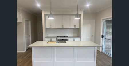 CALALA - Four Bedroom Hamptons Style Home - Photo 4