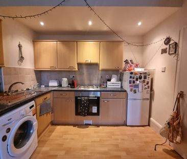 2 Bed Student Accommodation - Photo 4