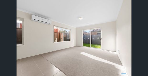 Modern Living in Prime Location! - Photo 1