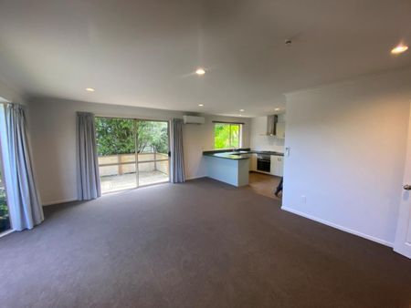 Modern Living - Photo 5