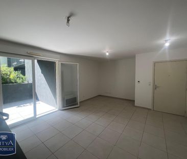 Location Appartement 3 pièces 61m² MARSEILLE 9ème - Photo 2