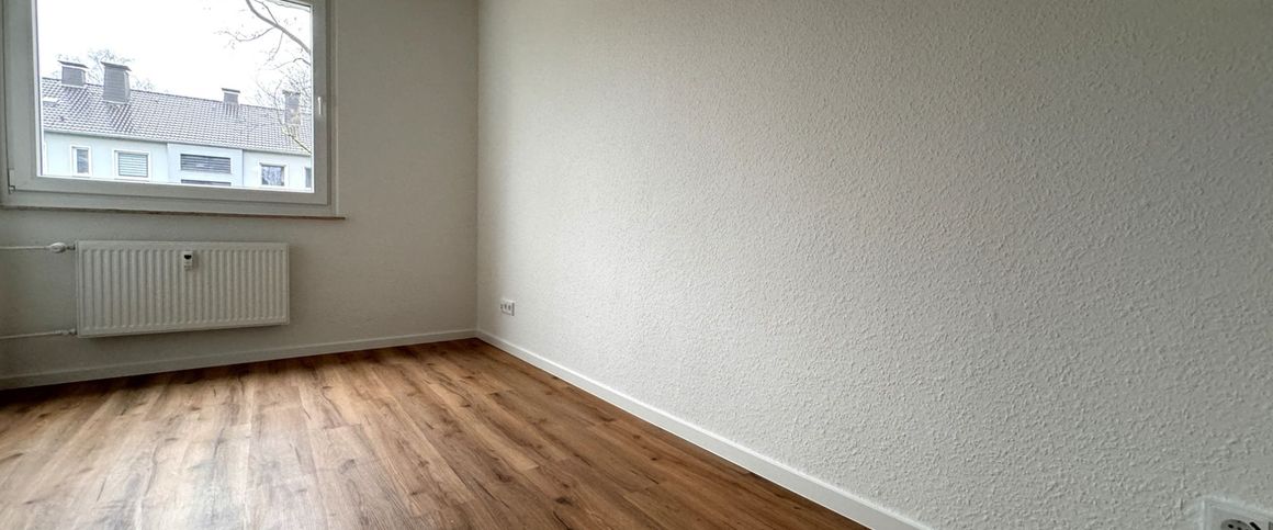 *** Wir modernisieren für Sie! Attraktive 3-Zimmerwohnung mit Balkon in ruhiger Lage! *** - Photo 1