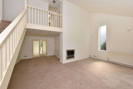 4 bedroom detached house to rent - Photo 4