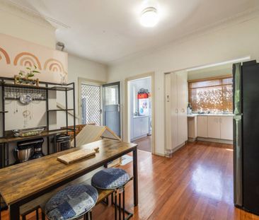 SUPER AFFORDABLE SPOT ON GRAFTON'S MAIN STREET - Photo 3