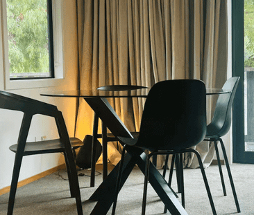 Architecturally Renovated 3-Bedroom Home - Photo 4