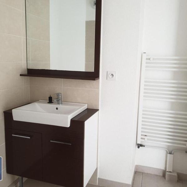 Location Appartement 1 pièce 29m² TOULON 83100 - Photo 1