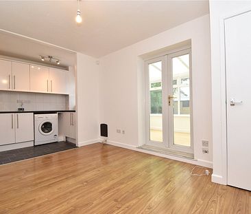 Darnel Way, Stanway, Colchester, Essex, CO3 0PN - Photo 4