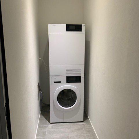 APPARTEMENT AVEC ENCADREMENT - Place de la Gare 4a, appartement de 2.5 pièces - Foto 1