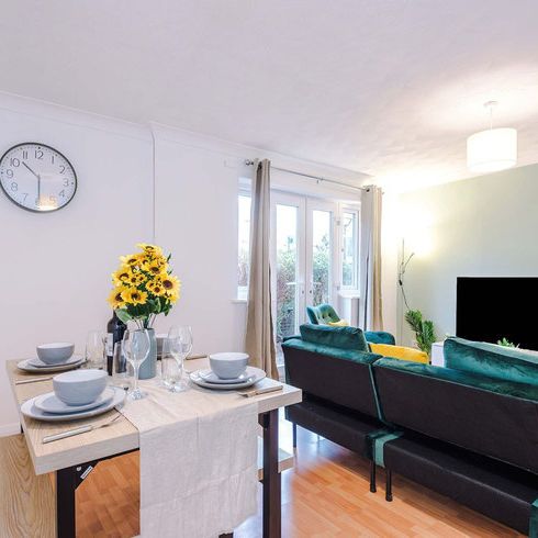 Vancouver Quay - Photo 1