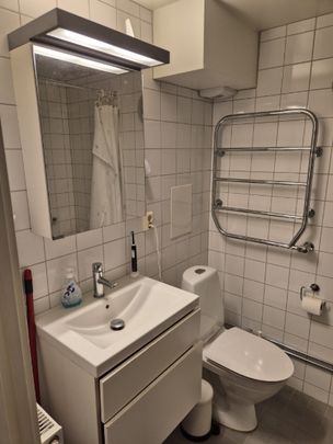 Järfälla - 1rok - tillsv - 9.200kr/mån - Photo 1