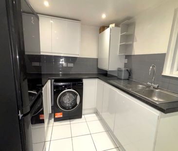 Sydenham Park Road, London, SE26 - Photo 4