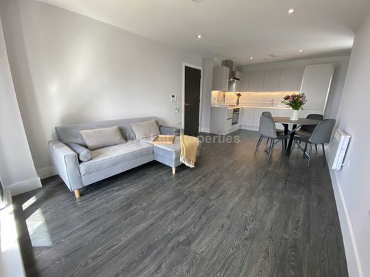 Price £1,500 pcm - Available 30/05/2025 - Furnished - Photo 1