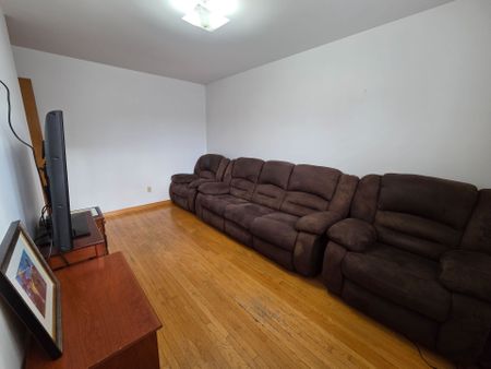 For Lease - 1622 Anworld Court, Mississauga, Ontario - Photo 3