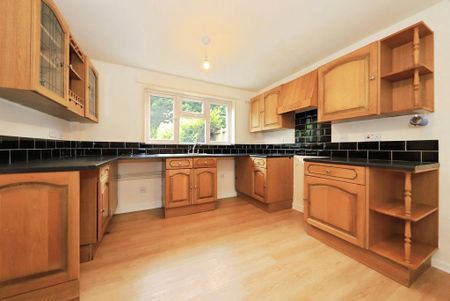 3 bedroom terraced house to rent - Photo 2